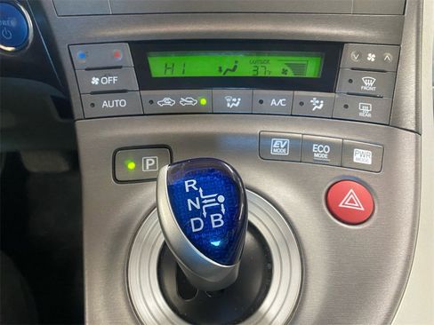 Used 2013 Toyota Prius Two image 22