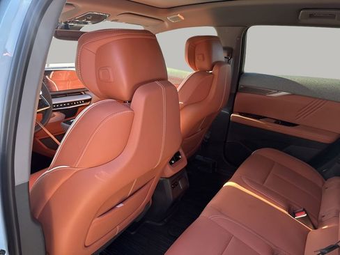 New 2026 Cadillac Optiq Sport 2 image 18