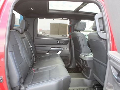 Used 2024 Toyota Tundra Platinum AWD/4WD image 18