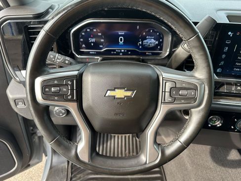 Used 2024 Chevrolet Silverado 1500 LT AWD/4WD image 23