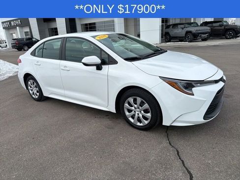 Used 2024 Toyota Corolla LE image 15