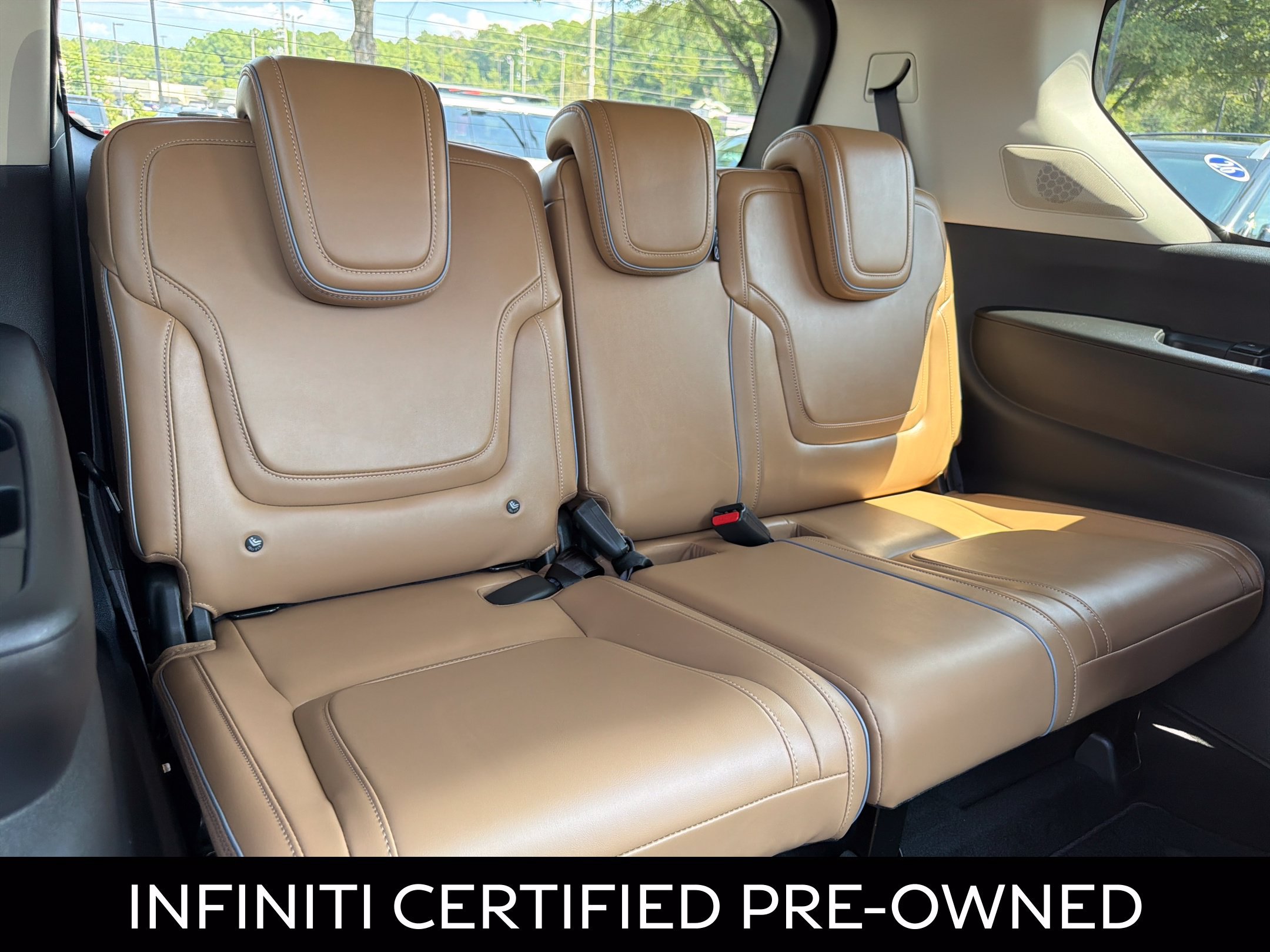 Certified 2025 INFINITI QX80 Luxe AWD/4WD image 36