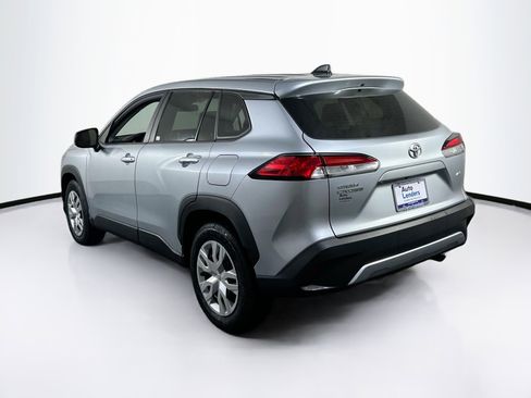 Used 2023 Toyota Corolla Cross L image 7