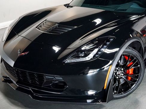 Used 2015 Chevrolet Corvette Z06 w/ 3LZ Preferred Equipment Group RWD image 80