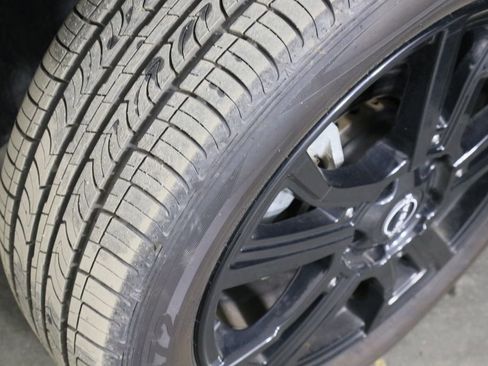 Used 2022 Nissan Kicks SR image 35