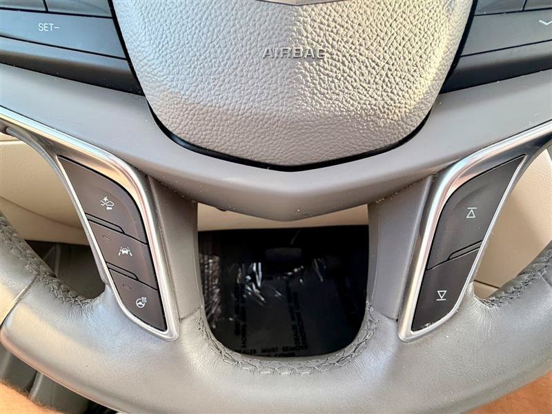 Used 2017 Cadillac XT5 Luxury w/ Driver Awareness Package FWD image 17