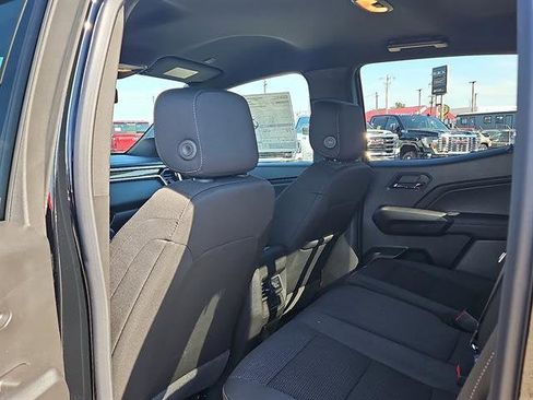 New 2026 GMC Canyon Elevation w/ Convenience Package image 9