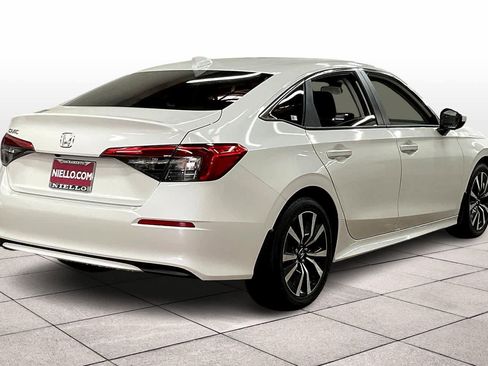 Used 2024 Honda Civic EX image 16