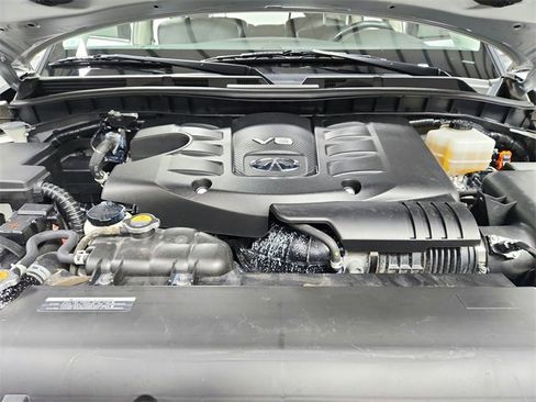 Used 2021 INFINITI QX80 Luxe image 17
