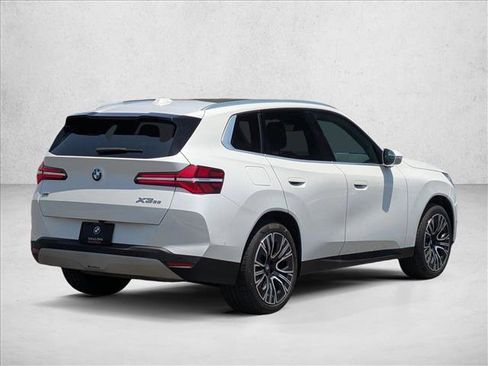 Used 2025 BMW X3 xDrive30 w/ Convenience Package AWD/4WD image 5