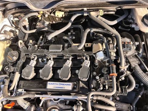 Used 2020 Honda Civic EX image 10