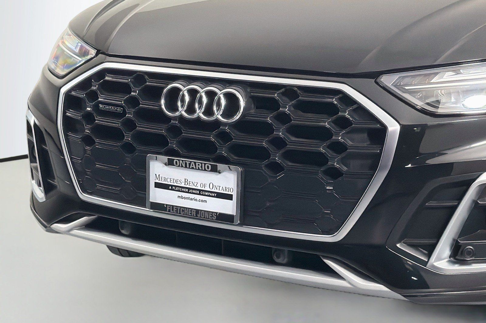 Used 2022 Audi Q5 2.0T Premium w/ Convenience Package AWD/4WD image 12