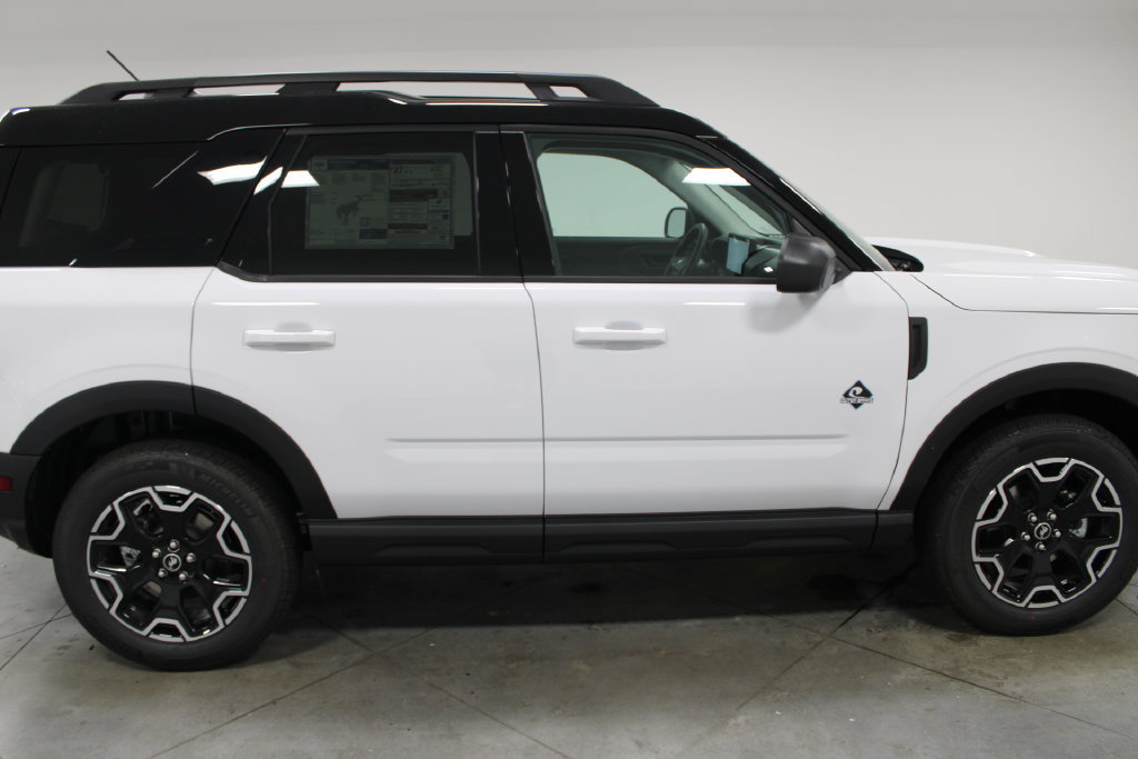 New 2026 Ford Bronco Sport Outer Banks AWD/4WD image 10