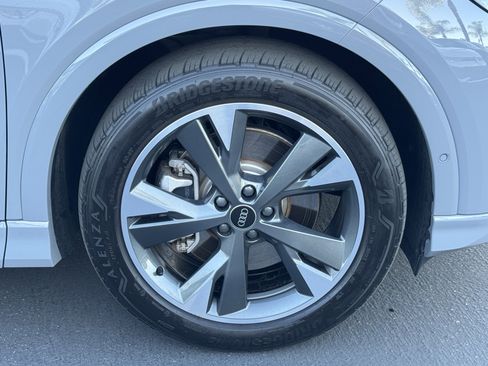 Used 2024 Audi Q4 e-tron Premium Plus w/ Premium Plus image 12