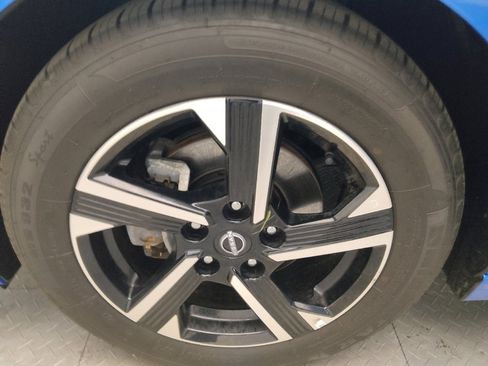 Used 2024 Nissan Sentra SV image 31