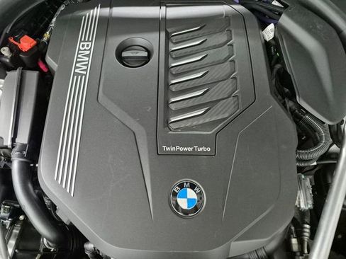Certified 2023 BMW 540i xDrive w/ M Sport Package AWD/4WD image 24
