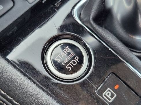 Used 2023 Nissan Kicks SV FWD image 19