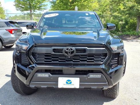 Used 2024 Toyota Tacoma TRD Off-Road w/ TRD Off Road Premium Package AWD/4WD image 7