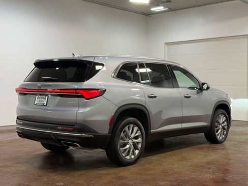 Used 2026 Buick Enclave Preferred AWD/4WD image 24