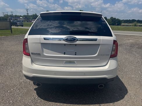 Used 2011 Ford Edge Limited FWD image 9