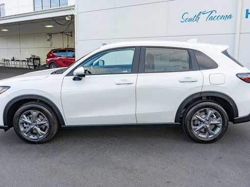 New 2026 Honda HR-V LX image 9