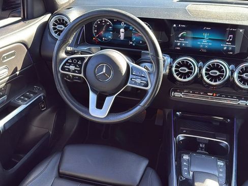 Used 2021 Mercedes-Benz GLB 250 image 14