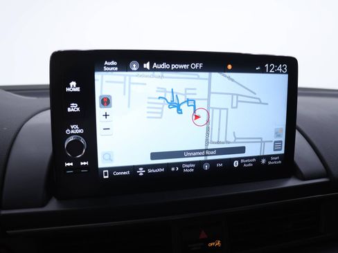 Certified 2025 Honda Pilot Black Edition image 8