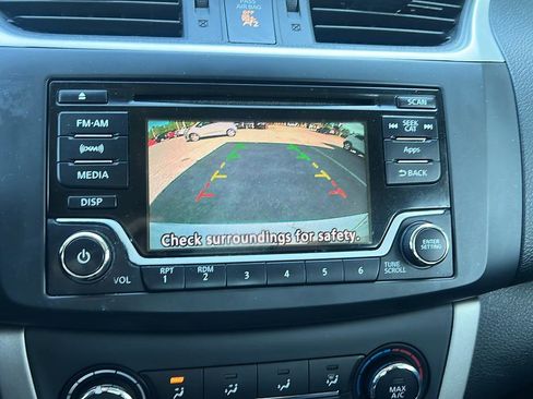 Used 2015 Nissan Sentra SV image 15