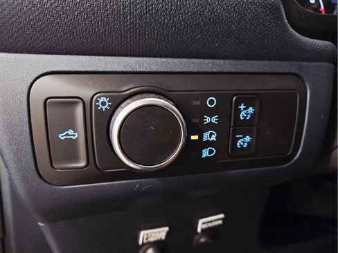 Used 2022 Ford Maverick XL w/ Equipment Group 100A Standard AWD/4WD image 18