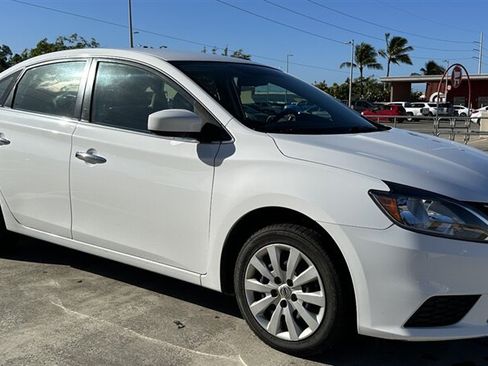 Used 2019 Nissan Sentra S FWD image 7