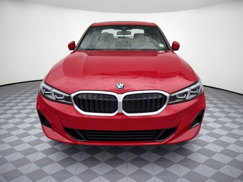 Used 2023 BMW 330i Sedan w/ Driving Assistance Package RWD image 6