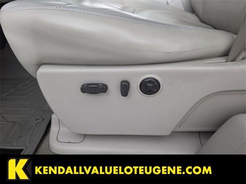 Used 2007 GMC Sierra 2500 SLT w/ Z71 Off-Road Package image 21