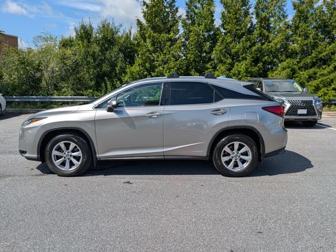 Used 2018 Lexus RX 450h AWD w/ Premium Package image 6