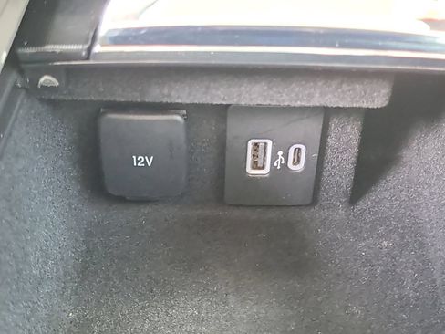 Certified 2022 Lincoln Corsair FWD image 23