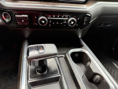 Used 2023 Chevrolet Silverado 1500 LT Trail Boss w/ LT Trail Boss Premium Package image 18