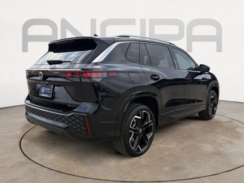 Used 2026 Volkswagen Tiguan SEL R-Line image 6