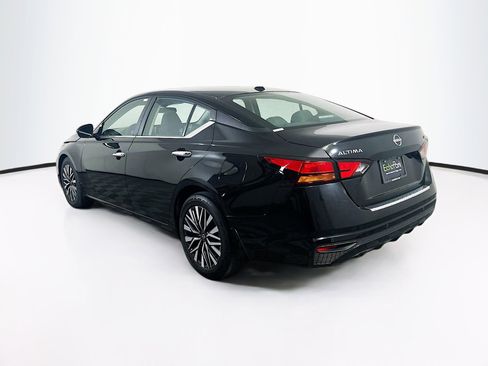 Used 2023 Nissan Altima 2.5 SV FWD image 5