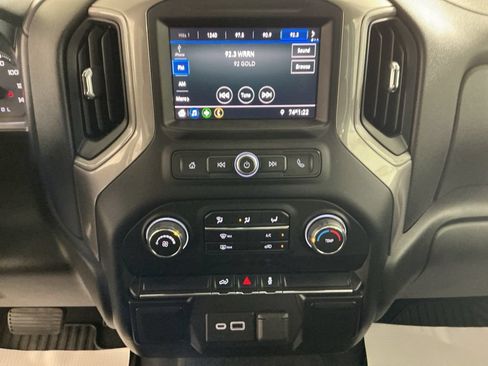 Used 2021 Chevrolet Silverado 1500 Custom AWD/4WD image 24