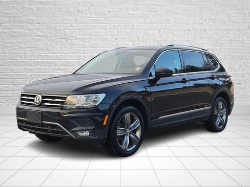 Used 2021 Volkswagen Tiguan SEL image 3