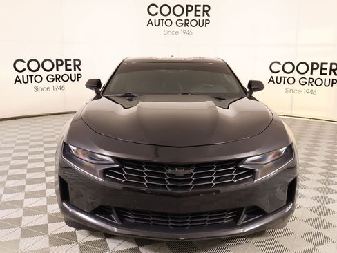 Used 2020 Chevrolet Camaro LT image 8