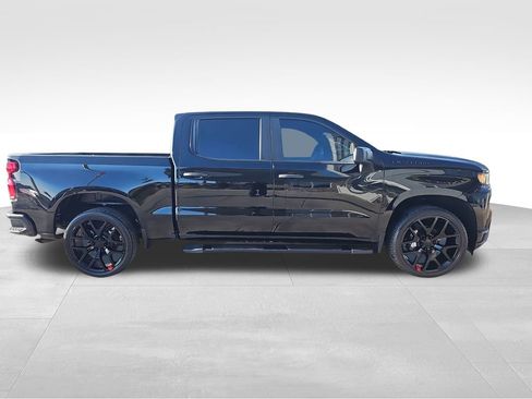 Used 2021 Chevrolet Silverado 1500 Custom w/ LPO, Dark Essentials Package image 2