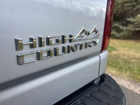 Used 2020 Chevrolet Silverado 3500 High Country w/ Z71 Off-Road Package AWD/4WD image 7