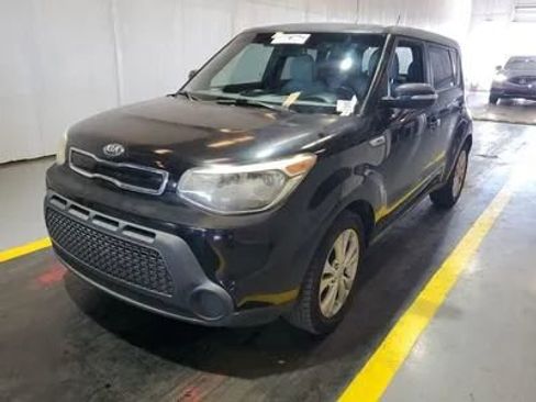 Used 2014 Kia Soul + image 1