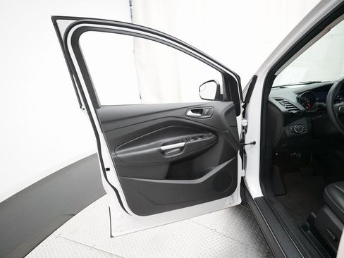 Used 2019 Ford Escape SEL image 29