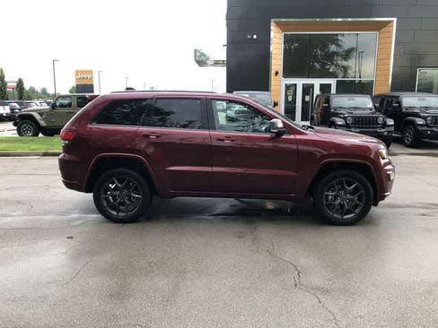 Certified 2021 Jeep Grand Cherokee Limited w/ Quick Order Package 28K 80th AWD/4WD image 7