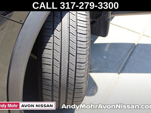 Used 2023 Nissan Rogue S AWD/4WD image 14