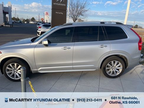 Used 2016 Volvo XC90 T6 Momentum w/ Momentum Plus Package image 14