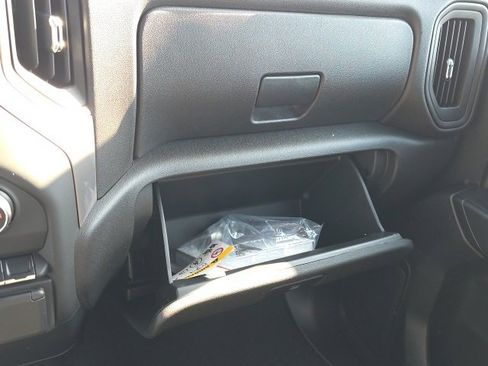 Used 2021 Chevrolet Silverado 1500 Custom image 16