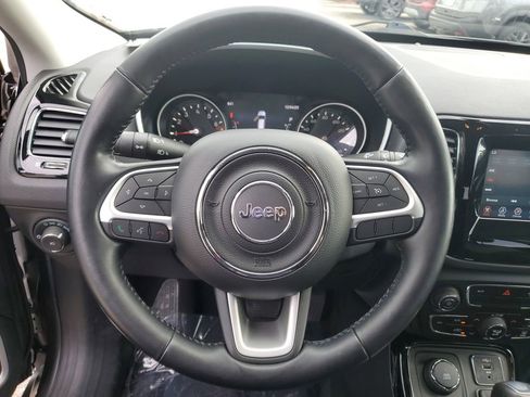 Used 2021 Jeep Compass Latitude image 22