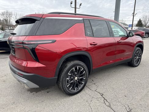 New 2026 Chevrolet Traverse LT w/ Sun and Wheel Package image 3